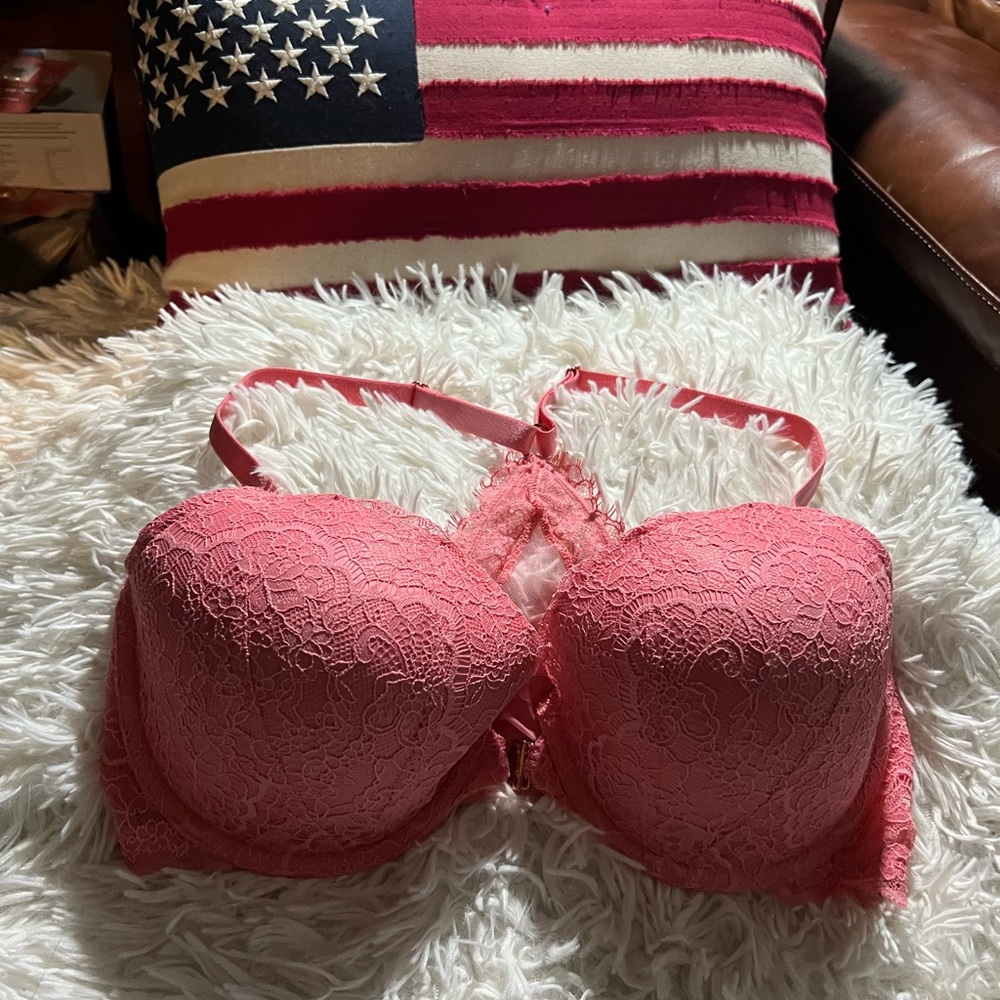 Victoria Secrets 36DD Lined Demi
